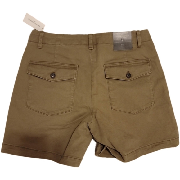 Banana Republic Chino Utility Short - Picture 2 of 4